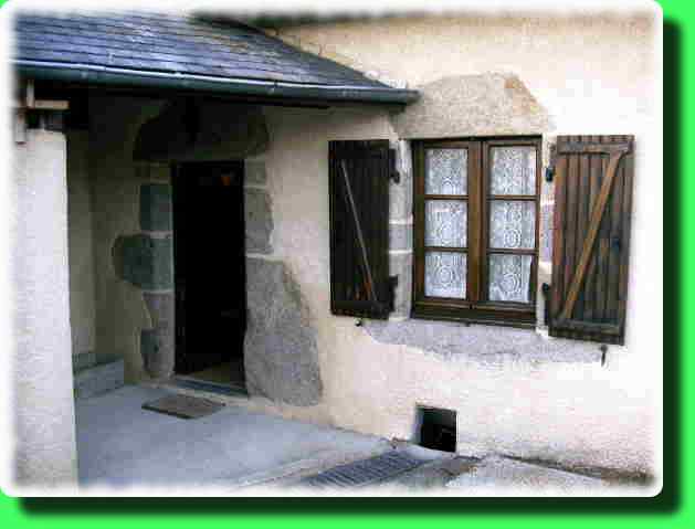 enter of cottage "La Fourniau" 